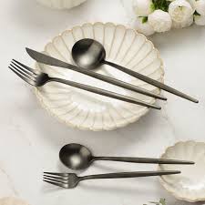 Dinnerware