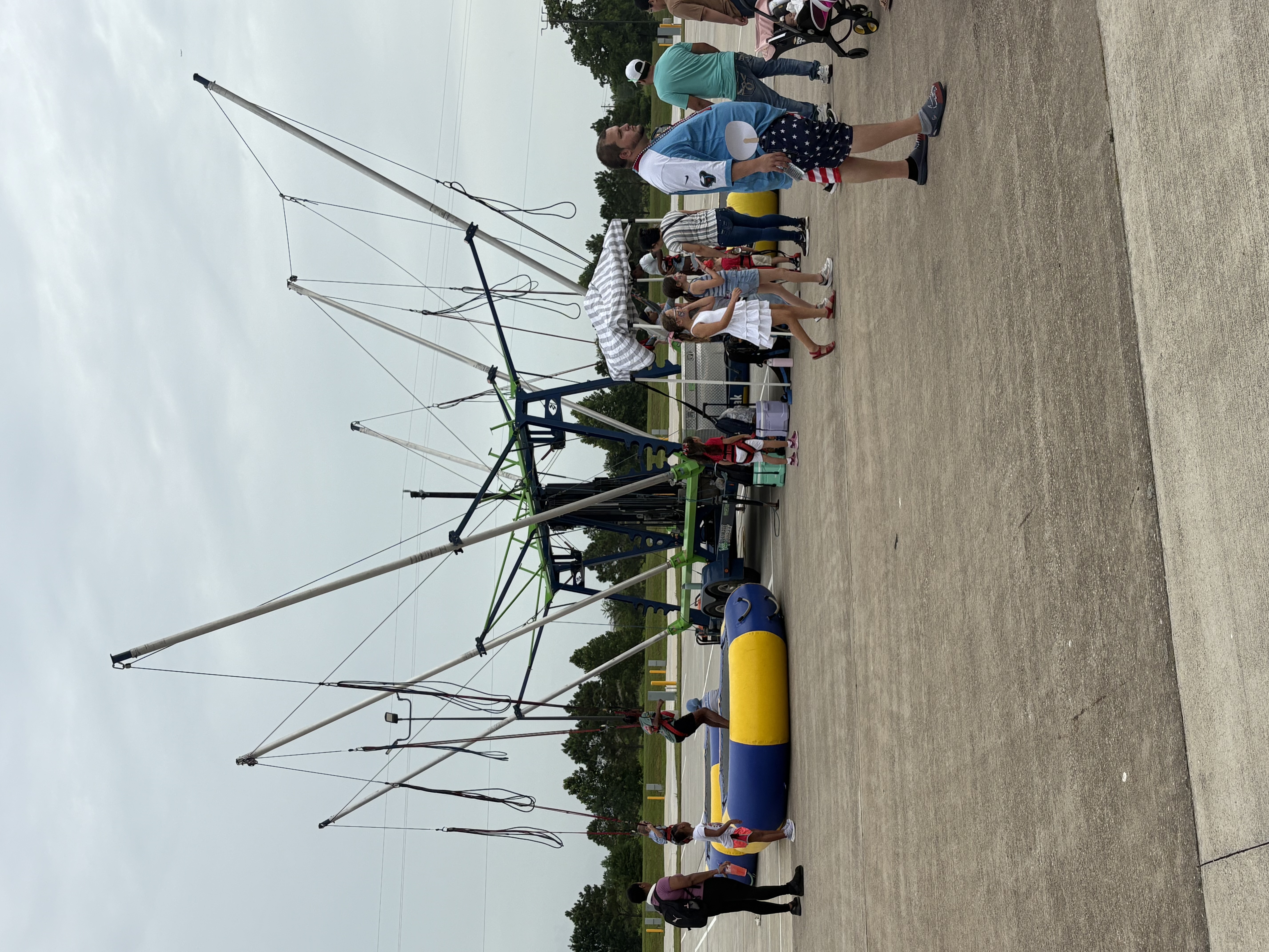 V4 Ultimate Bungee Trampoline Incl Staff