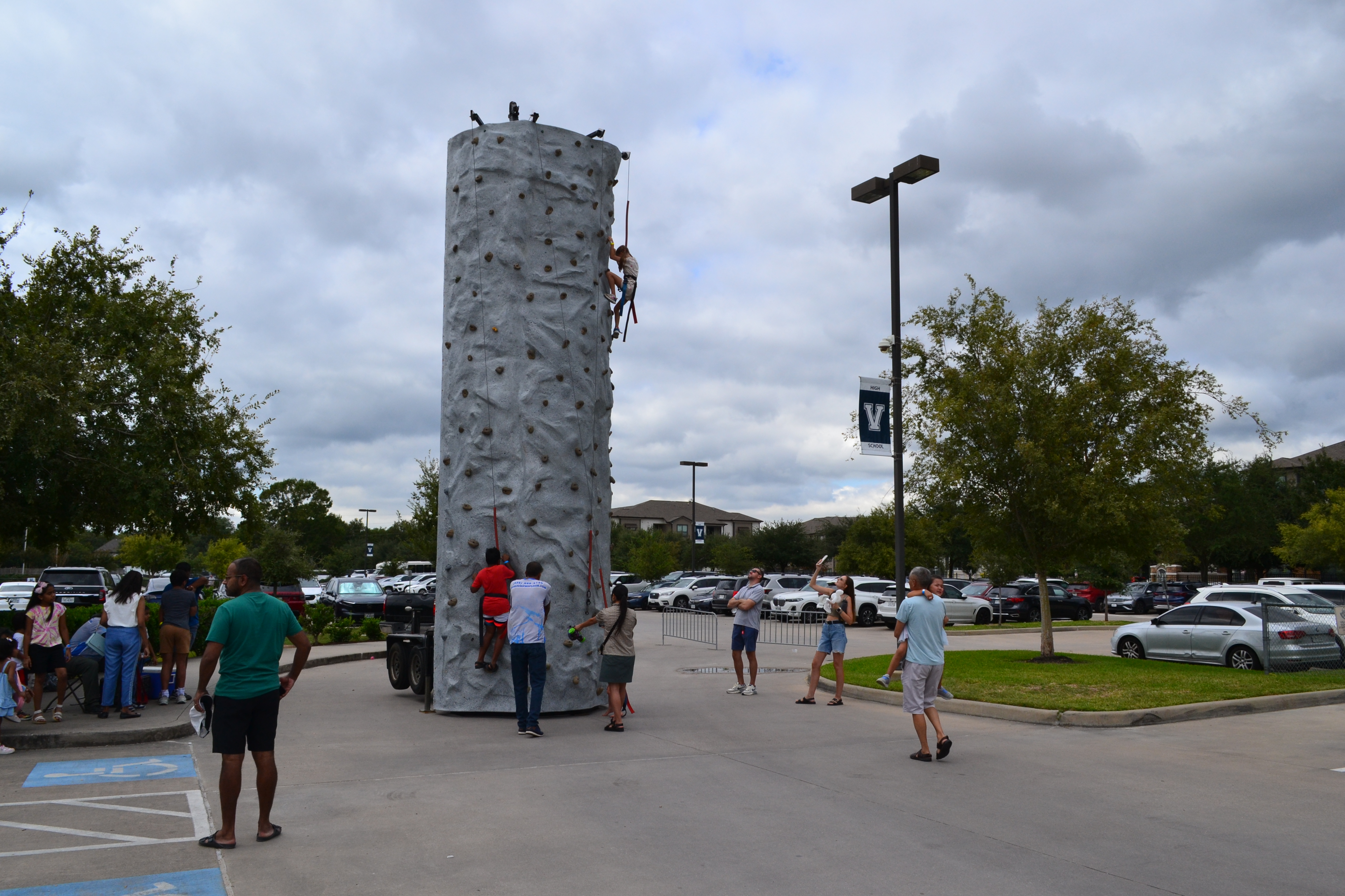 Climbing Rock Wall Incl Staff